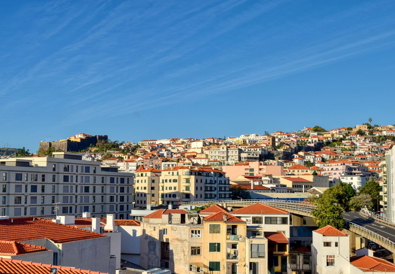 Apartamento en Funchal - Encarnação Apartment, a Home in Madeira