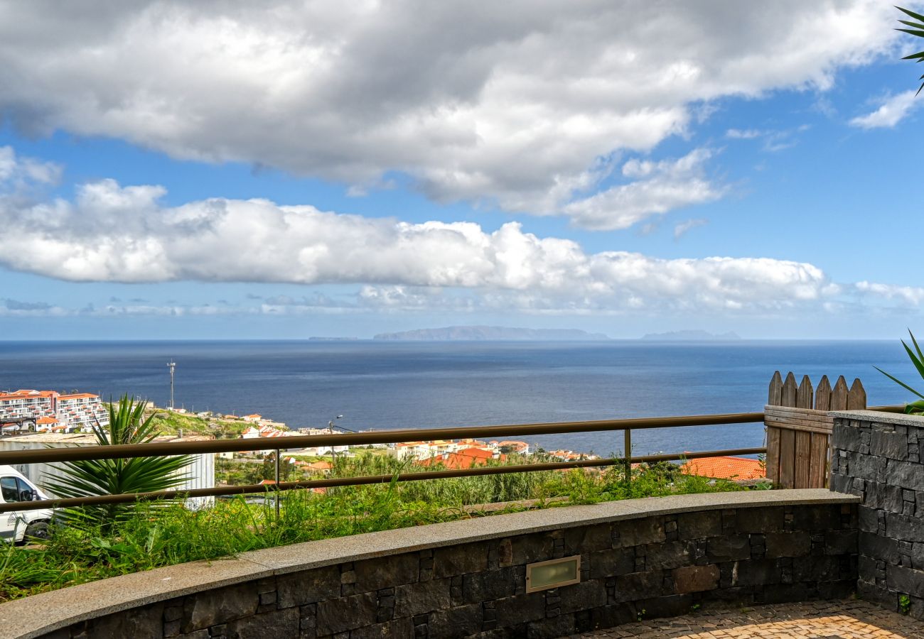 Apartamento en Caniço - Ocean View, a Home in Madeira