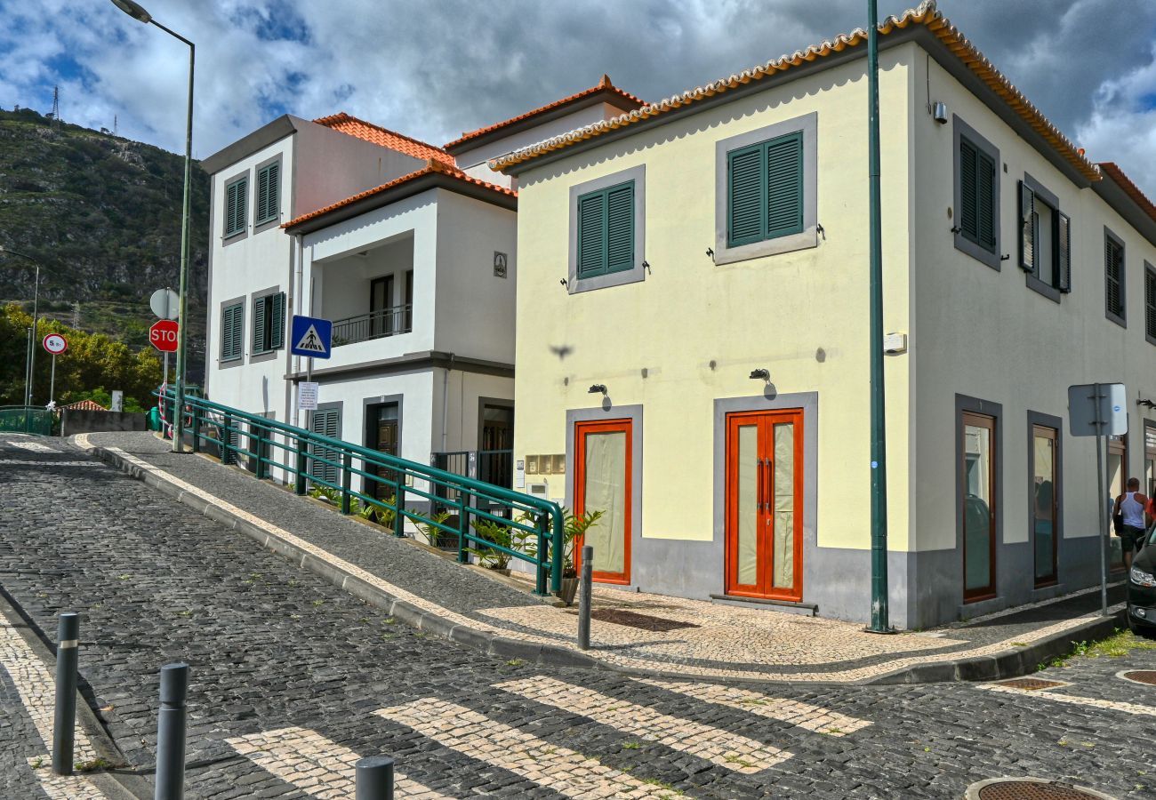 Estudio en Machico - Largo dos Milagres, a Home in Madeira