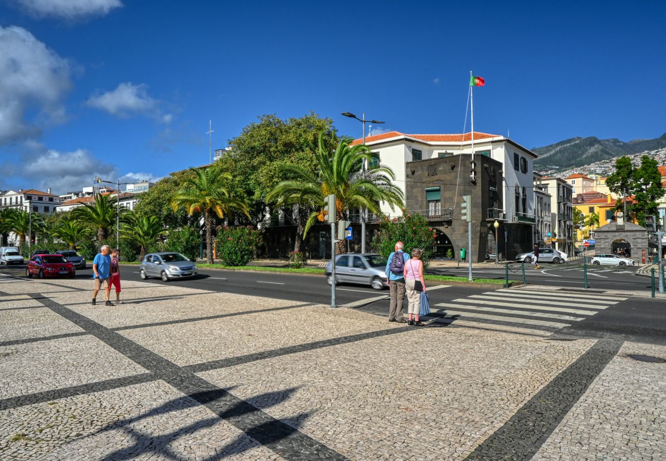 Appartement à Funchal - Colombo Square, a Home in Madeira