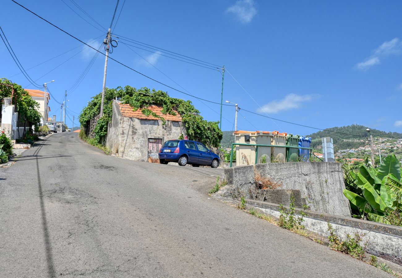 Gîte Rural à Calheta - Casa Sienna, a Home in Madeira
