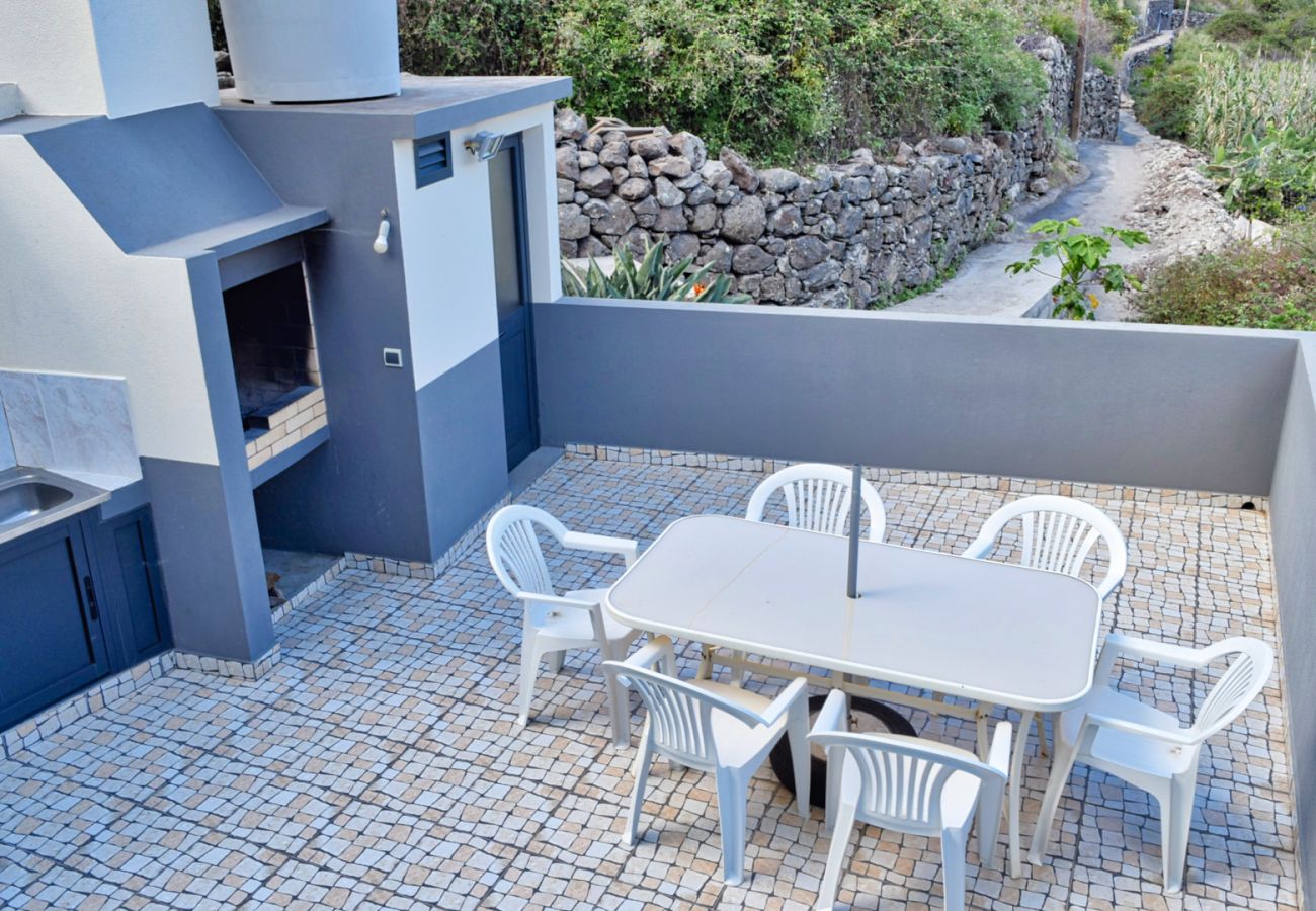 Apartamento em Campanário - Casa Calhau da Lapa, a Home in Madeira