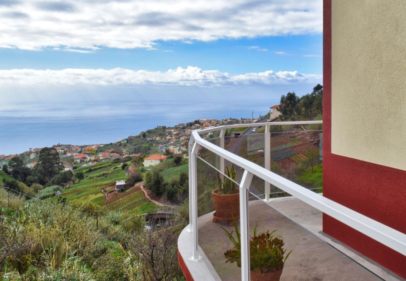 Apartamento em Ponta do Sol - Casa da Piedade, a Home in Madeira