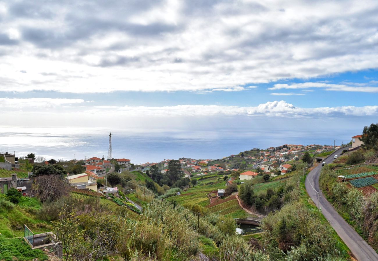Apartamento em Ponta do Sol - Casa da Piedade, a Home in Madeira
