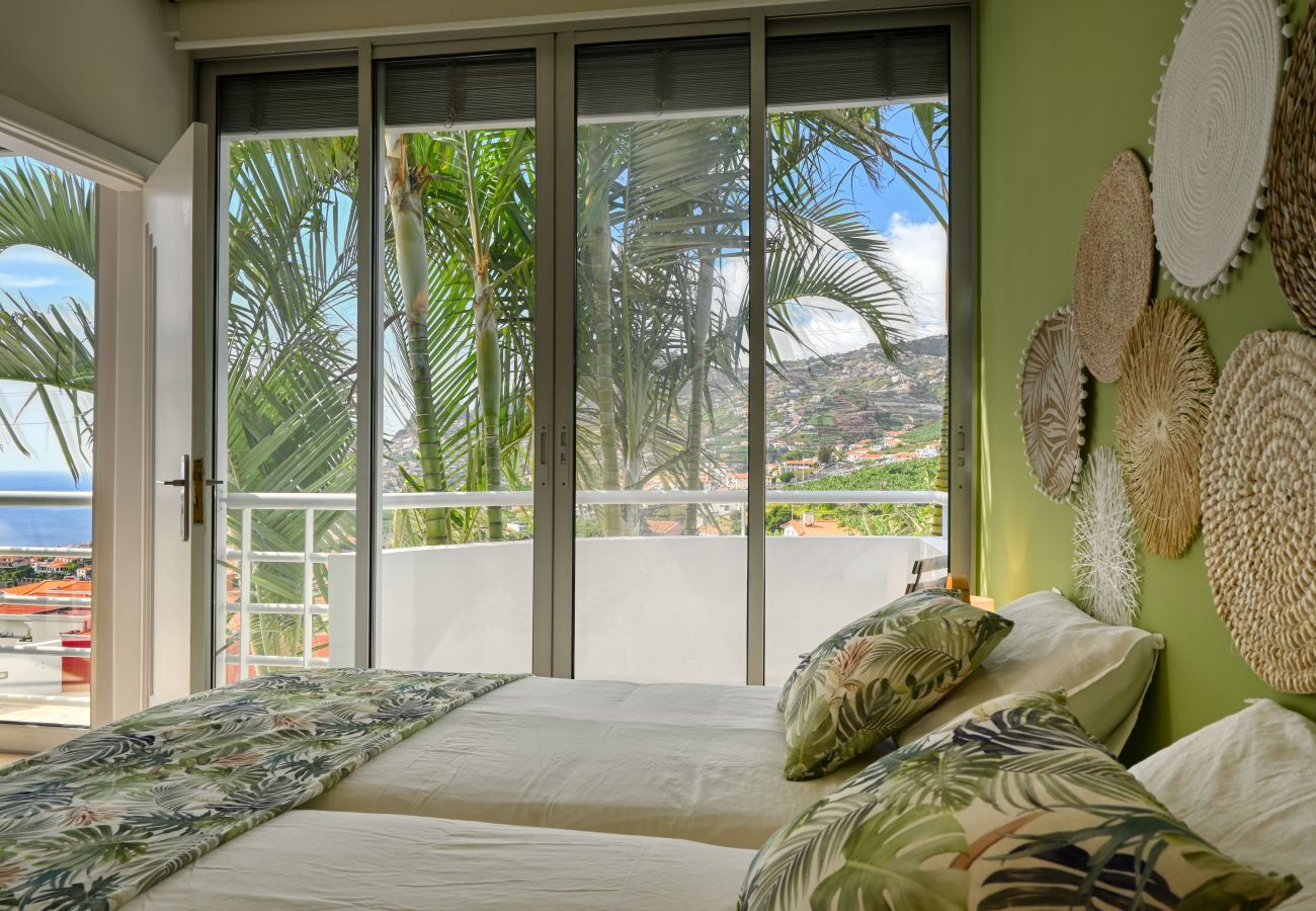 Apartamento em Câmara de Lobos - Pitanga, a Home in Madeira