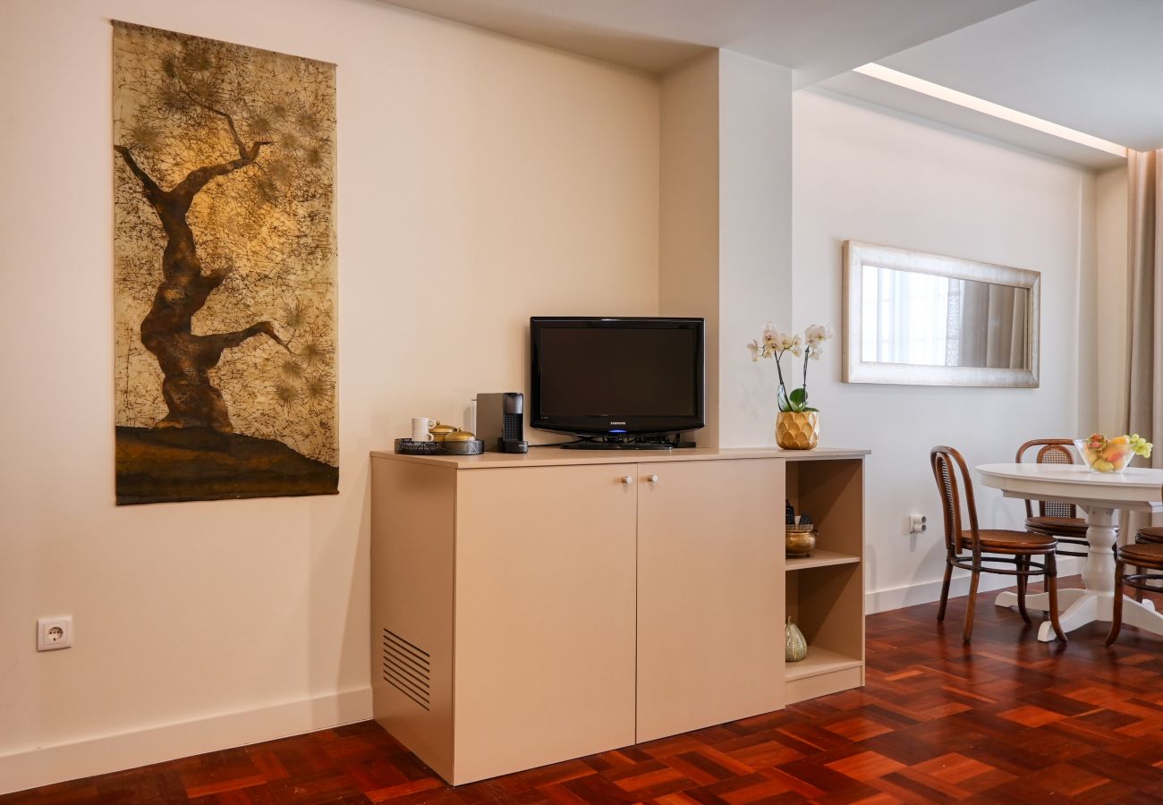 Apartamento em Funchal - Colombo Square, a Home in Madeira