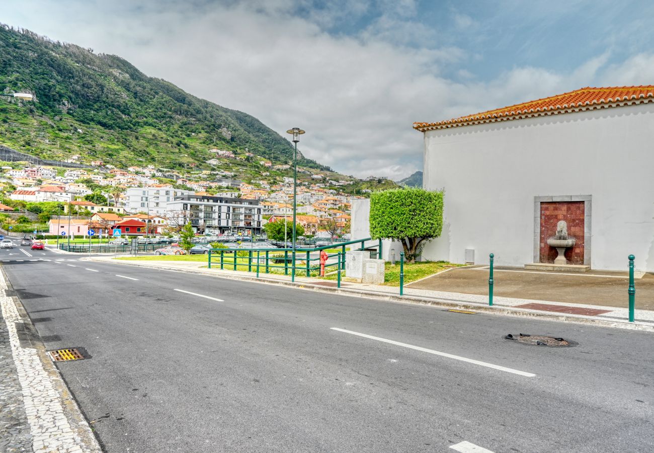 Apartamento em Machico - Tristao Vaz II, a Home in Madeira