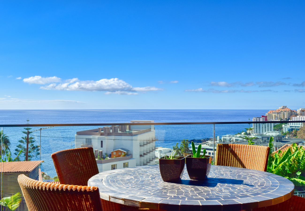 Apartment in Funchal - Seculo XXI-U, a Home in Madeira