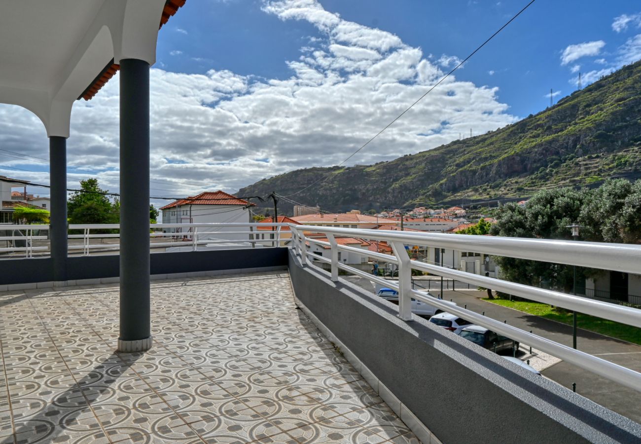 Apartment in Machico - Nidia's Place, a Home in Madeira