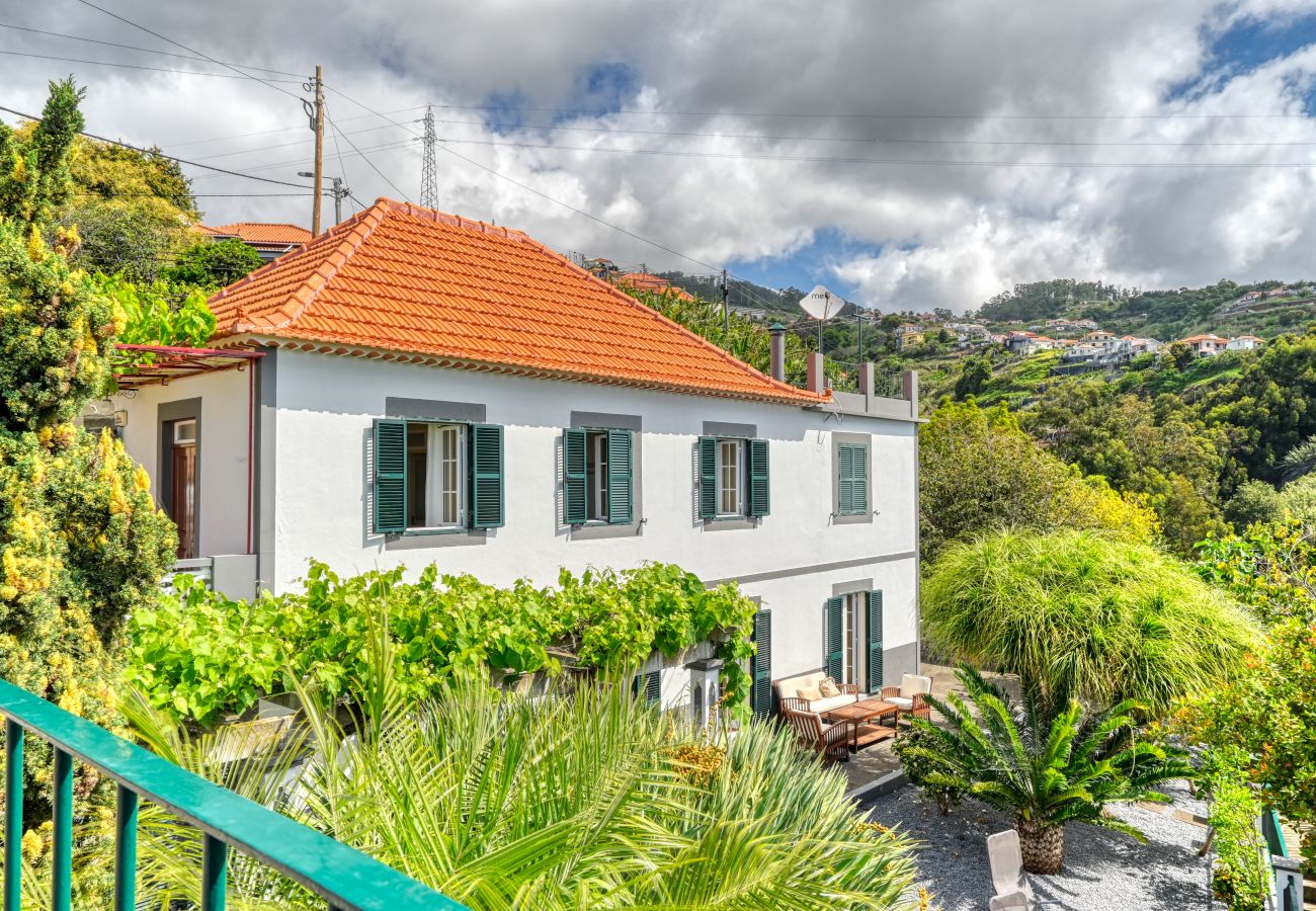 Cottage in Ponta do Sol - Casa de Ponte, a Home in Madeira