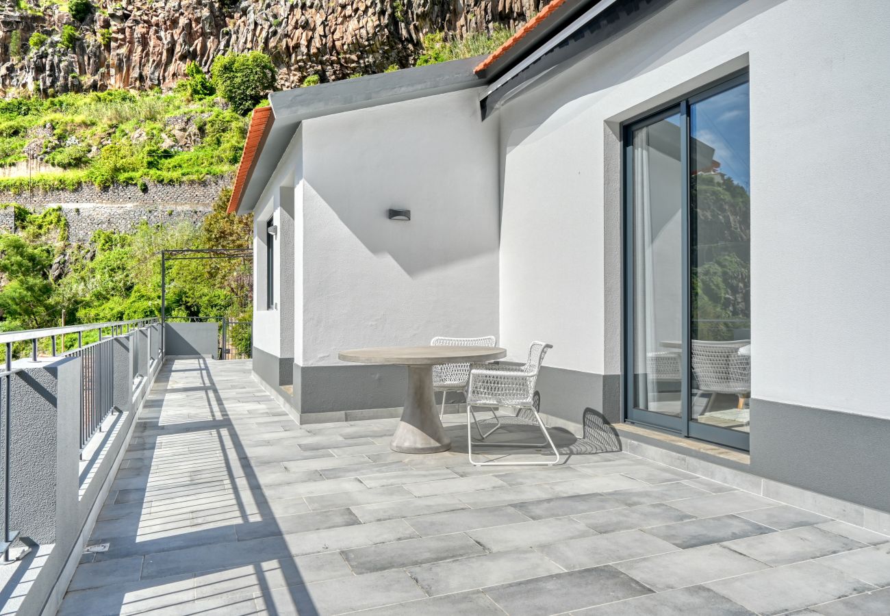 Villa in Funchal - Valley House, a Home in Madeira