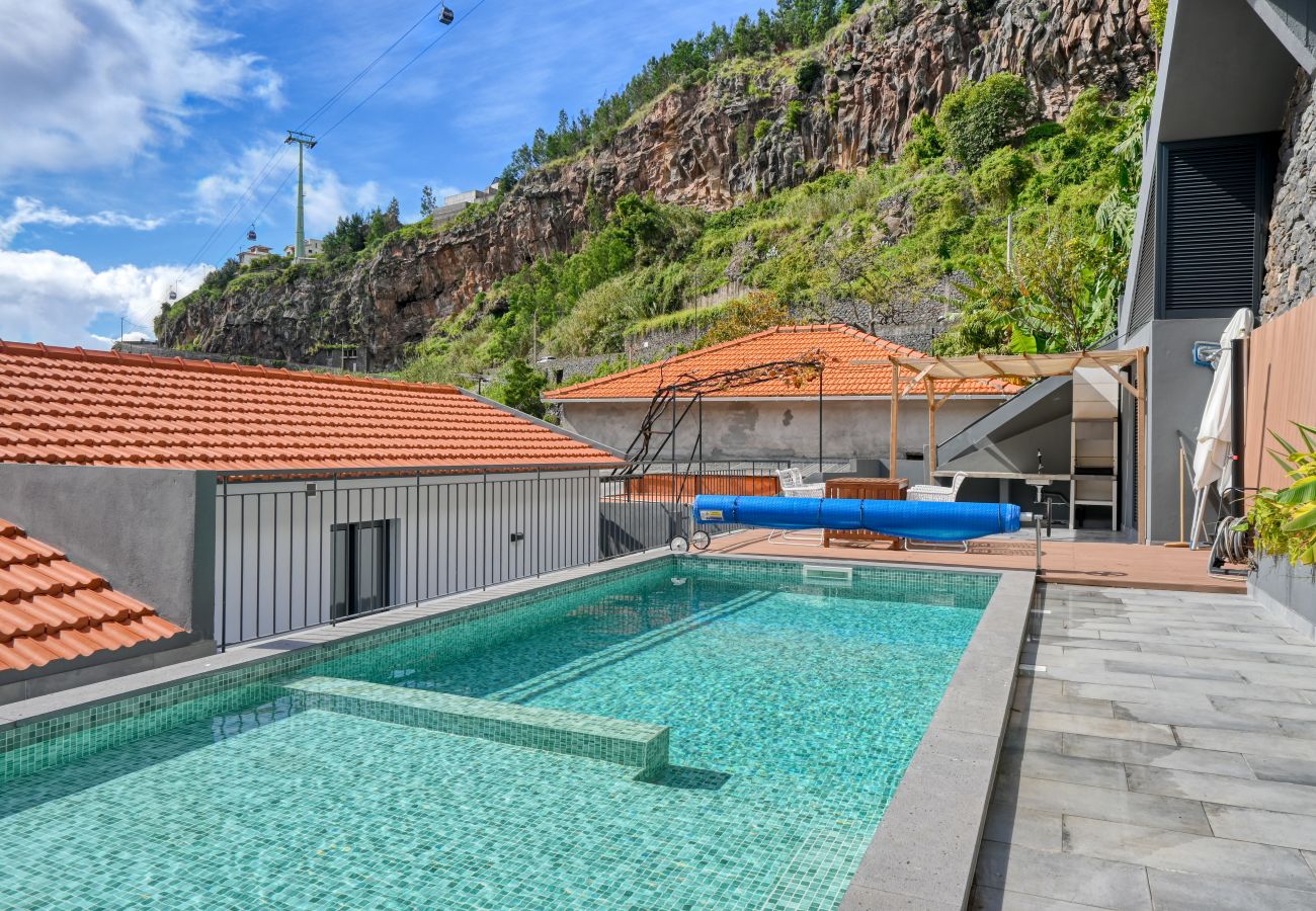 Villa in Funchal - Valley House, a Home in Madeira